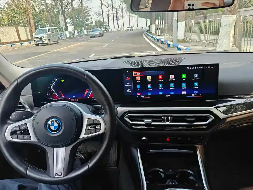 BMW i3 — фото 5