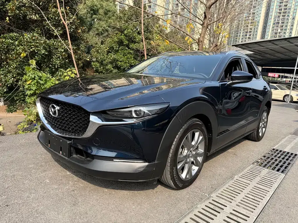 Mazda CX-30 — фото 1