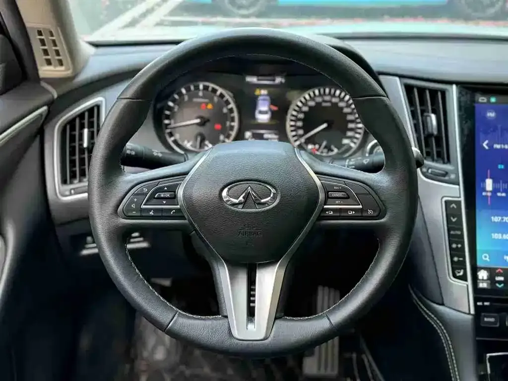 Infiniti Q50L — фото 2