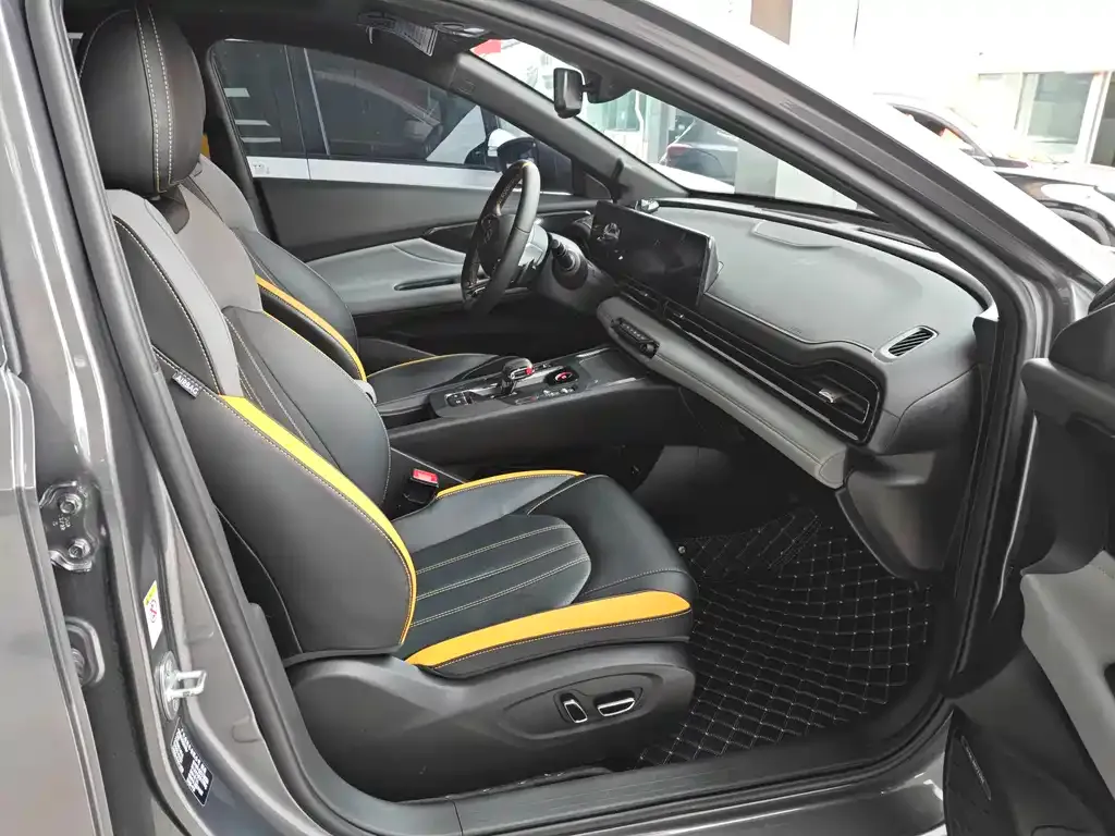 GAC Motor Shadow Leopard — фото 10