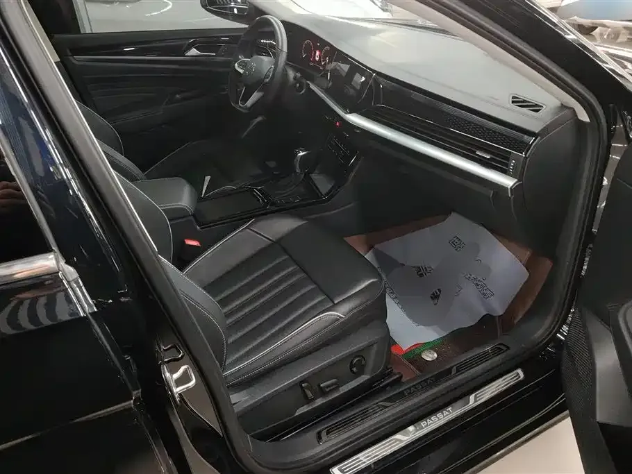 Volkswagen Passat — фото 9