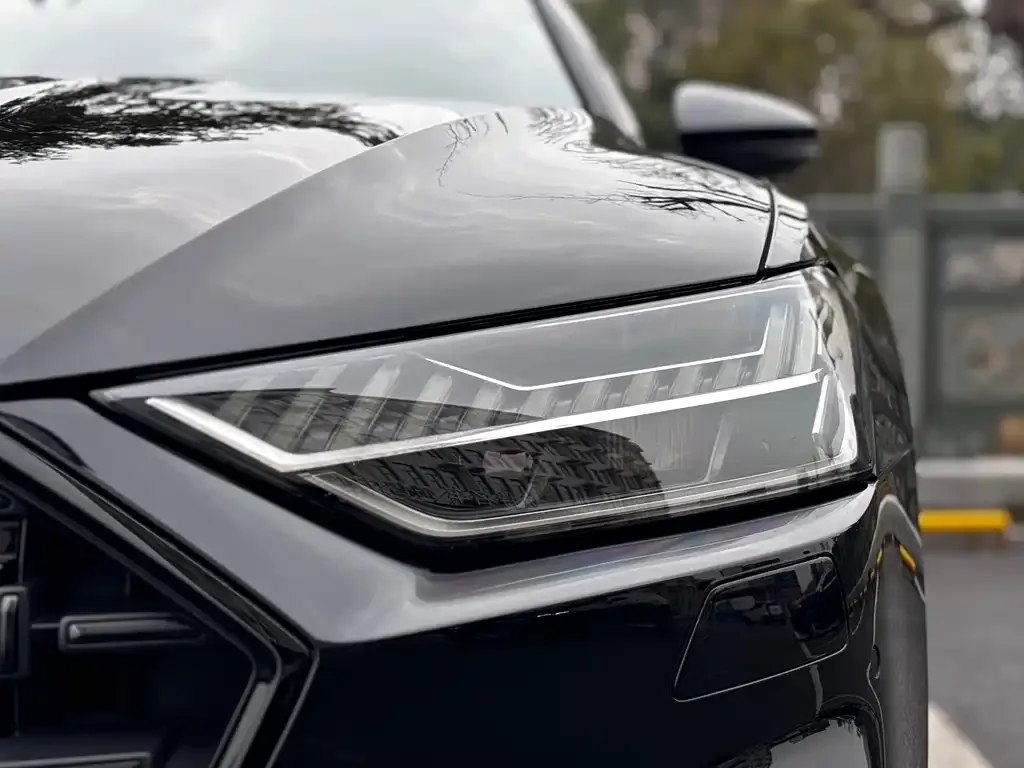 Audi A7L — фото 2