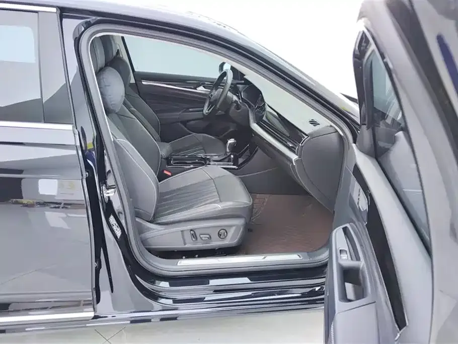 Volkswagen Passat — фото 3