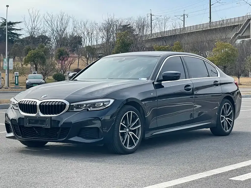 BMW 3 Series — фото 1