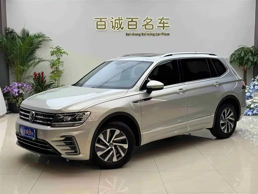 Volkswagen Tiguan L New Energy — фото 1