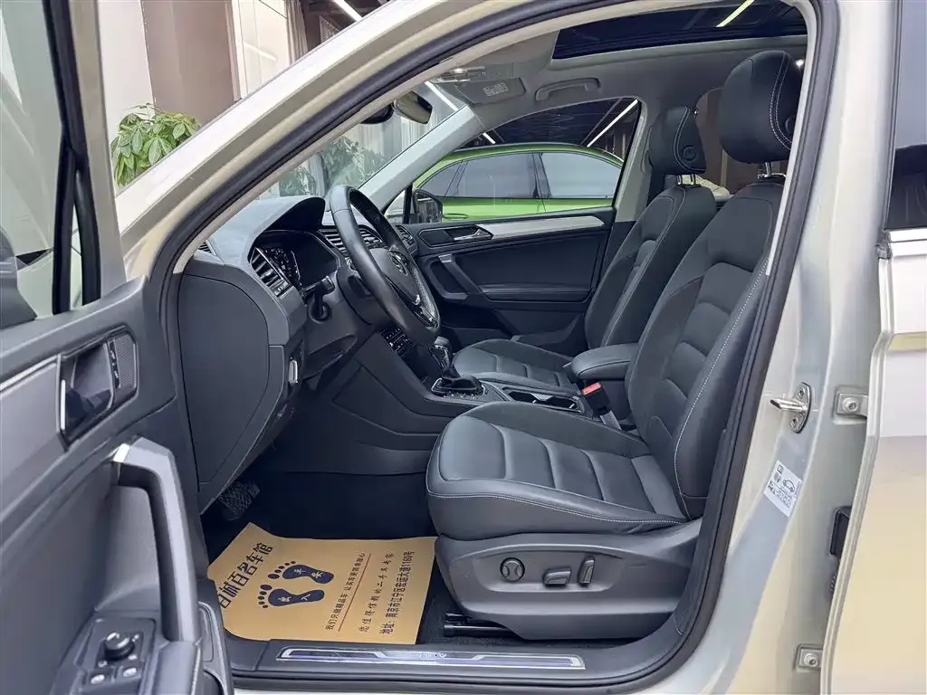 Volkswagen Tiguan L New Energy — фото 10
