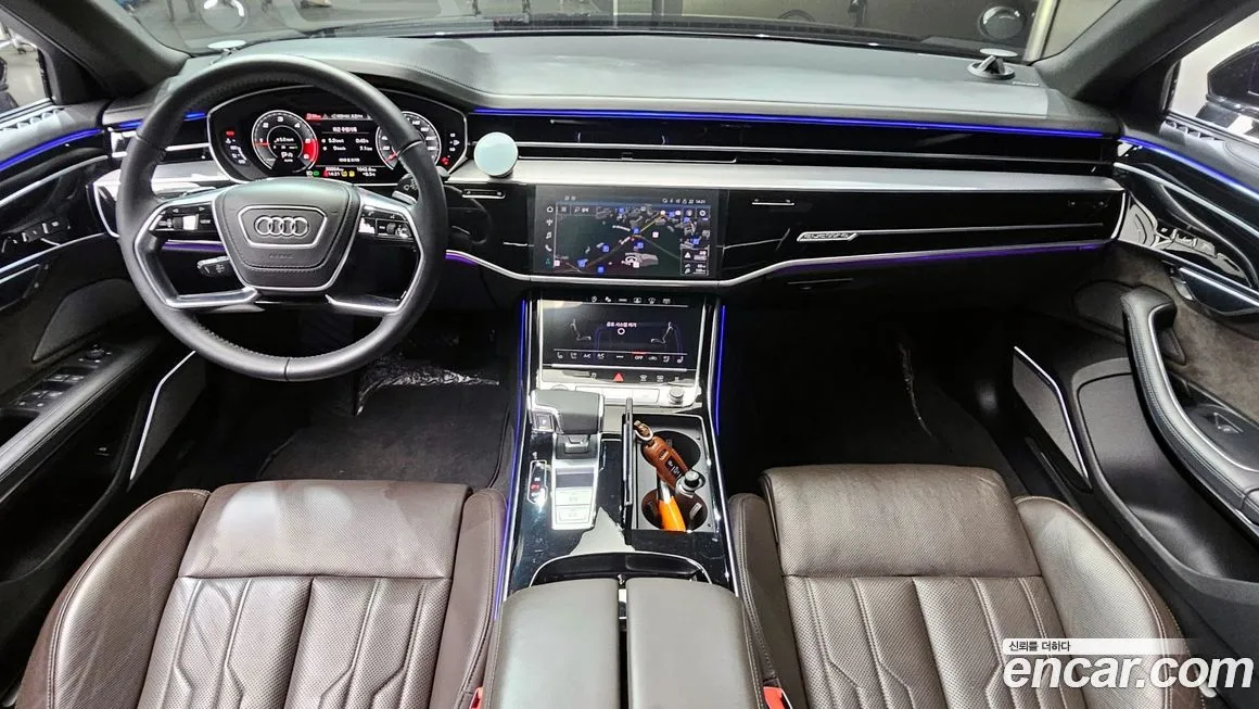 Audi A8 — фото 5