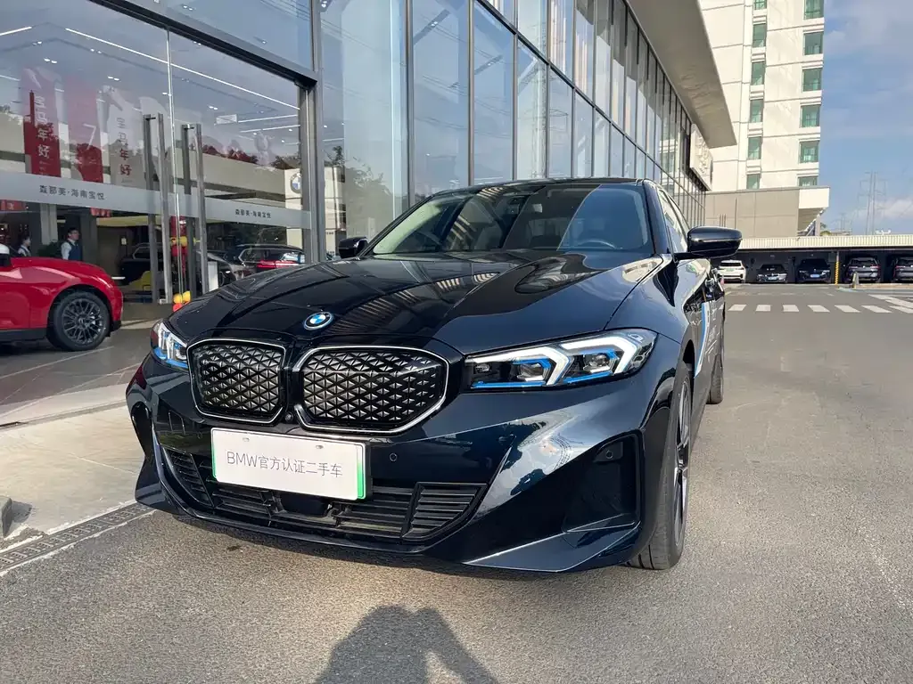 BMW i3 — фото 1