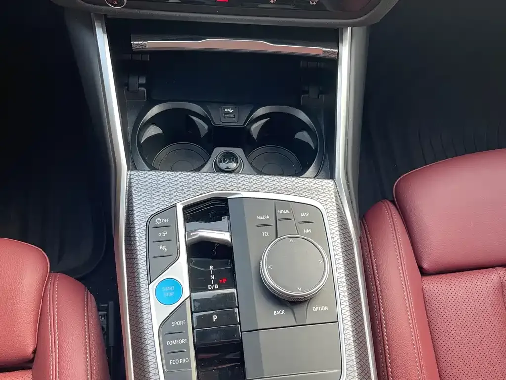 BMW i3 — фото 4