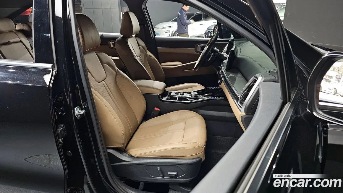 Kia Sorento — фото 8