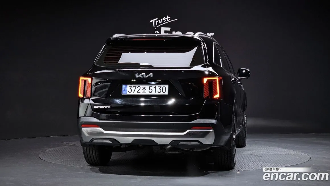 Kia Sorento — фото 5