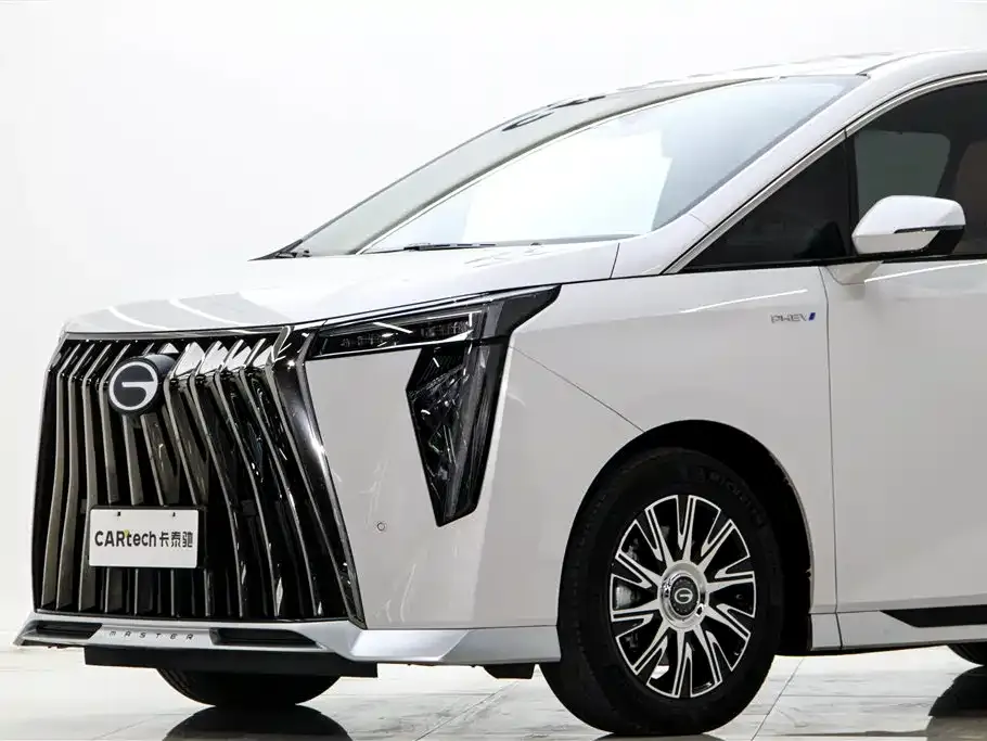 GAC Motor Trumpchi E9 — фото 10
