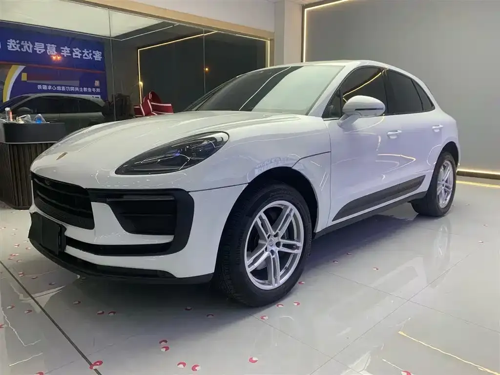 Porsche Macan — фото 10