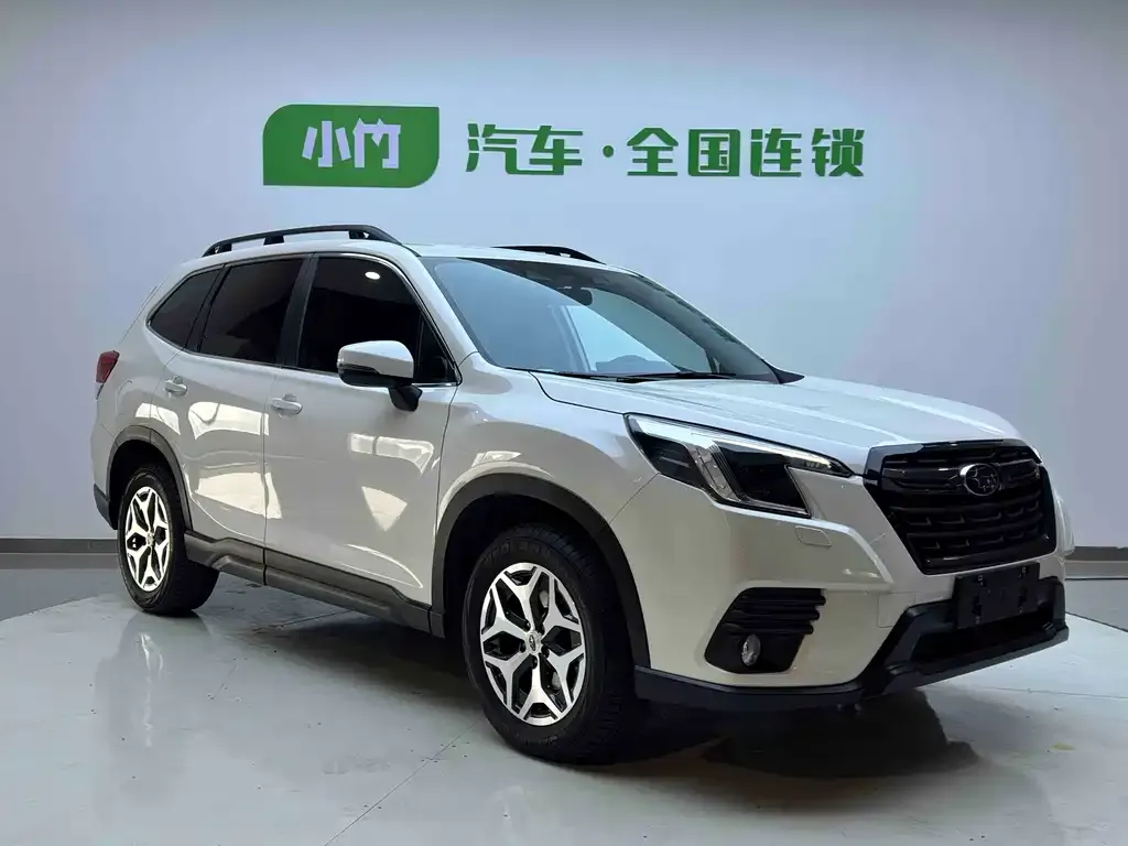 Subaru Forester — фото 4