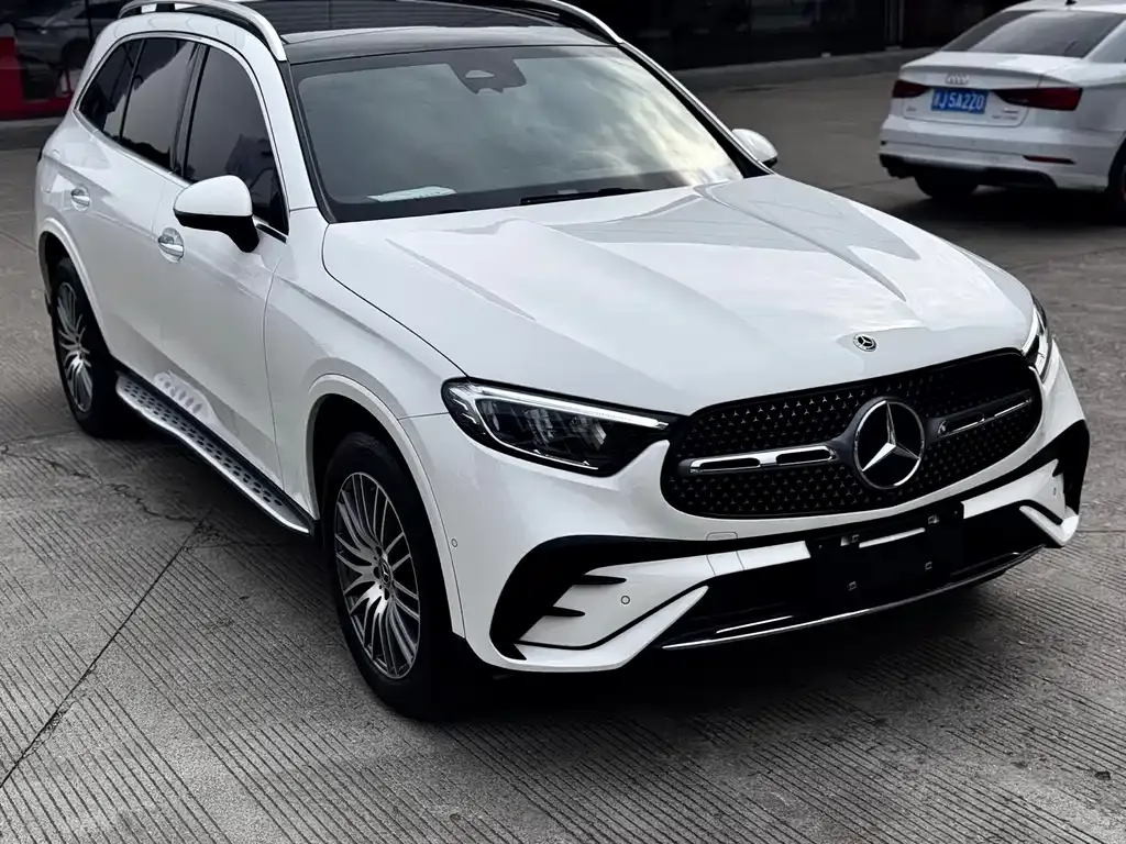 Mercedes-Benz GLC — фото 1