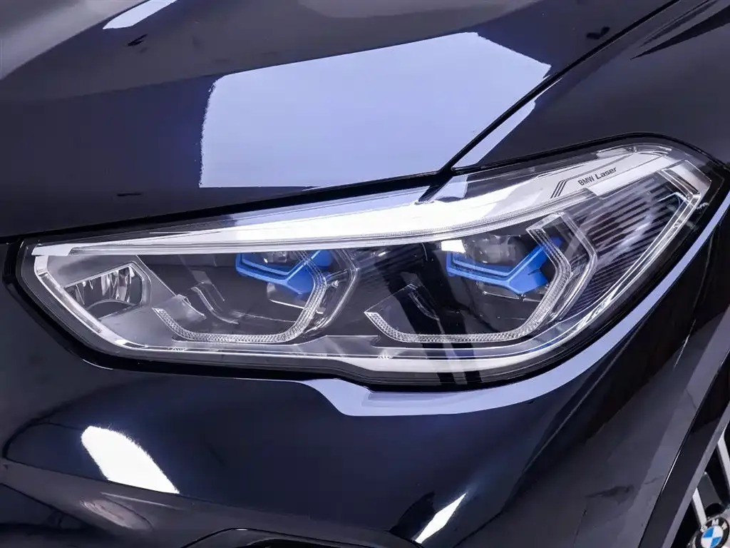 BMW X5 — фото 6