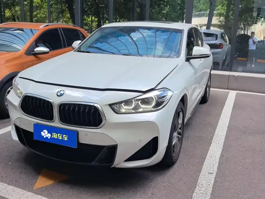 BMW X2 — фото 1