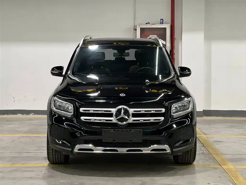 Mercedes-Benz GLB — фото 10