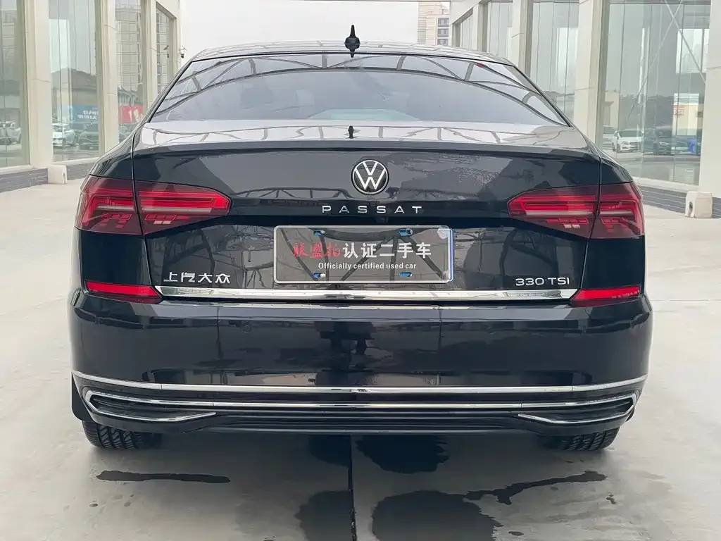 Volkswagen Passat — фото 7
