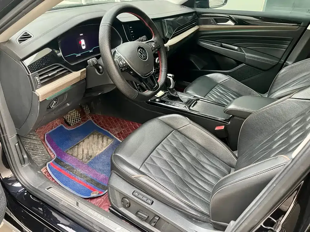 Volkswagen Passat — фото 9