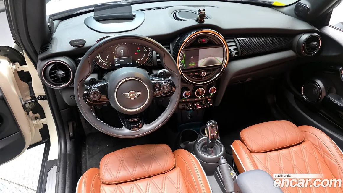 Mini Cooper Convertible — фото 10
