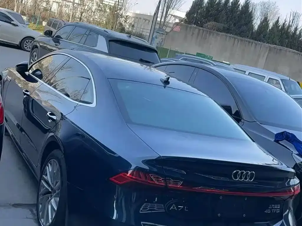 Audi A7L — фото 3