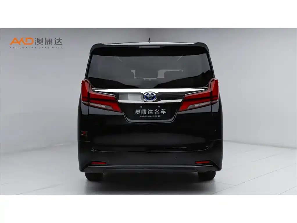 Toyota Alphard — фото 3