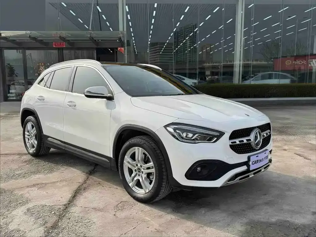 Mercedes-Benz GLA — фото 6