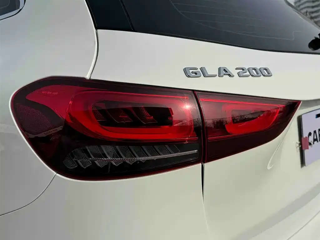 Mercedes-Benz GLA — фото 2