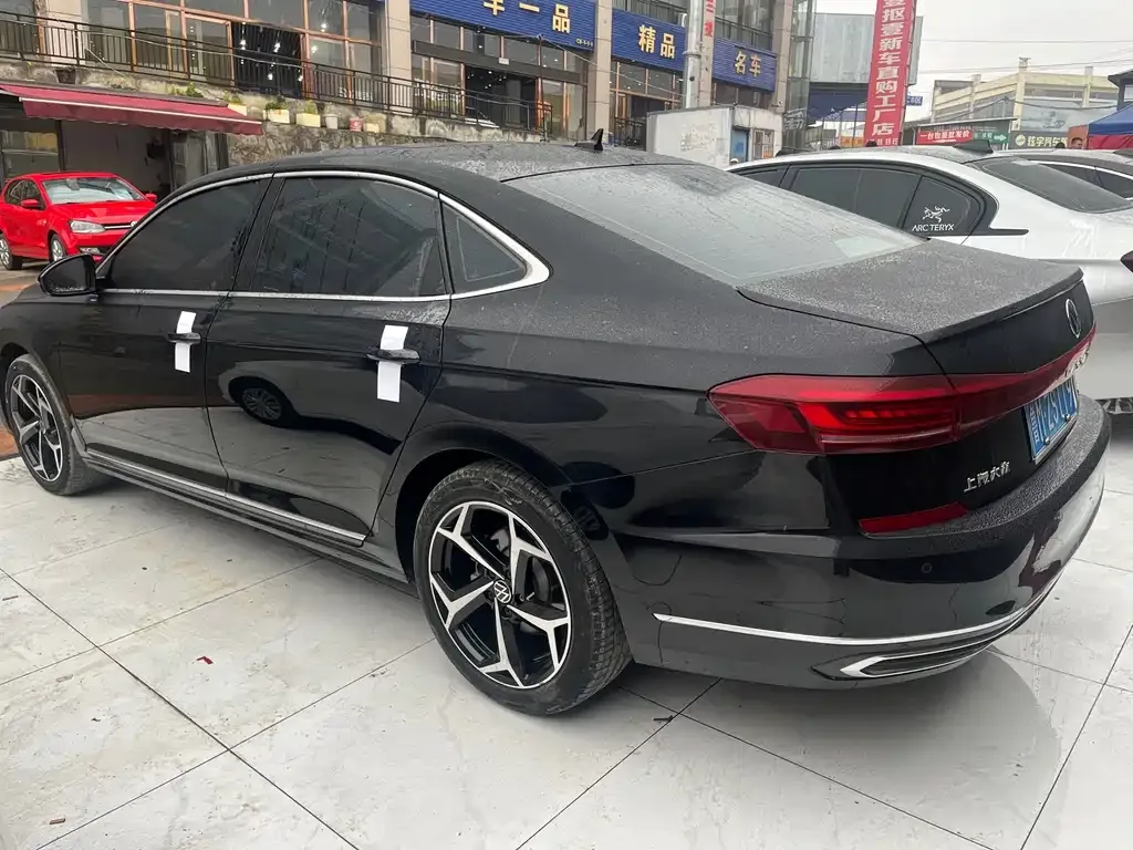 Volkswagen Passat — фото 5