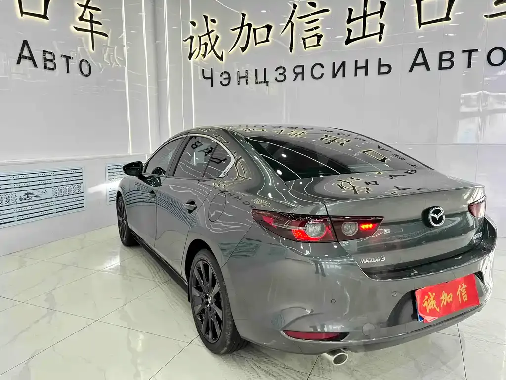 Mazda 3 Axela — фото 2