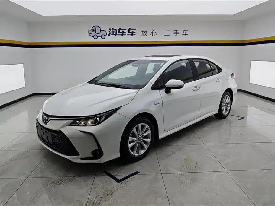 Toyota Corolla — фото 1