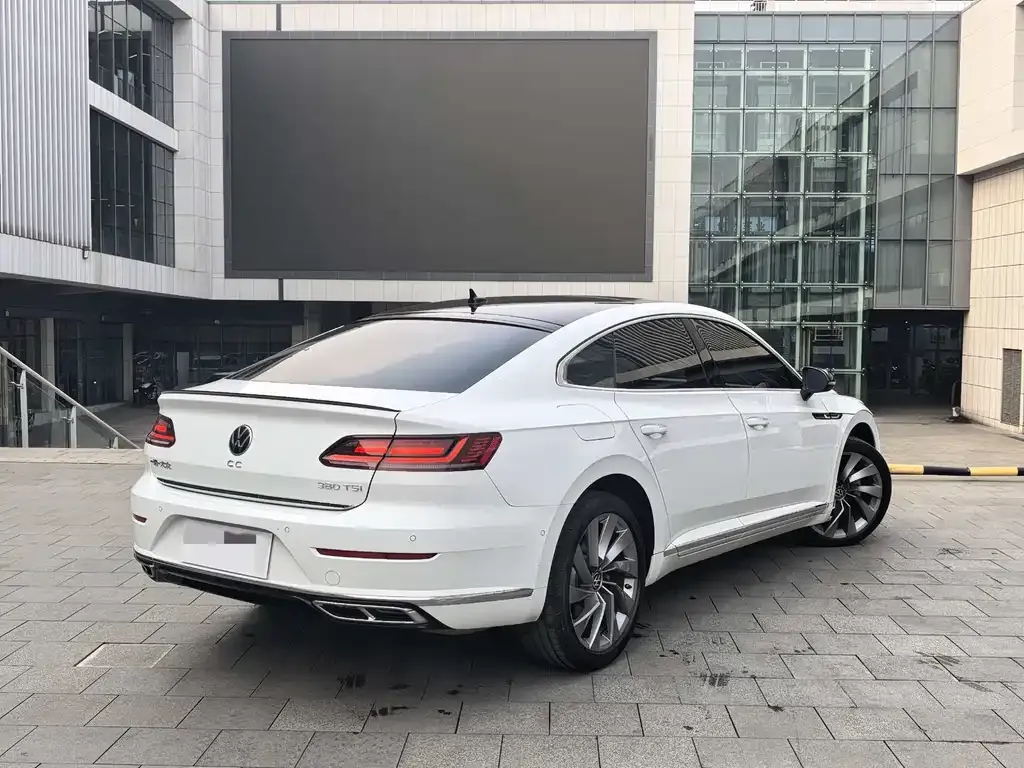Volkswagen CC — фото 5