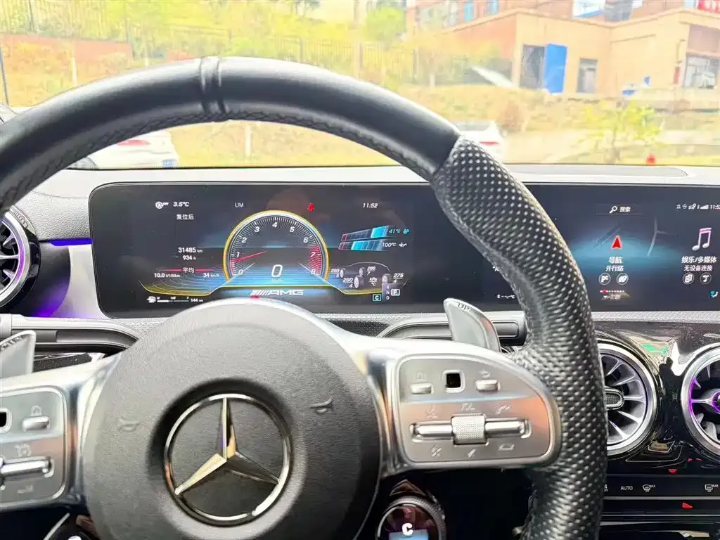 Mercedes-Benz CLA AMG — фото 6