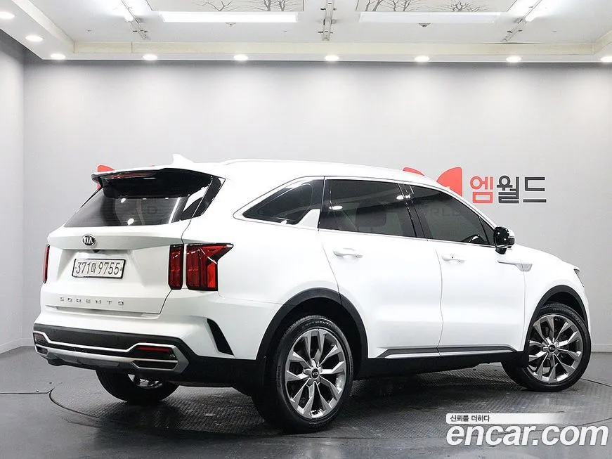 Kia Sorento — фото 3