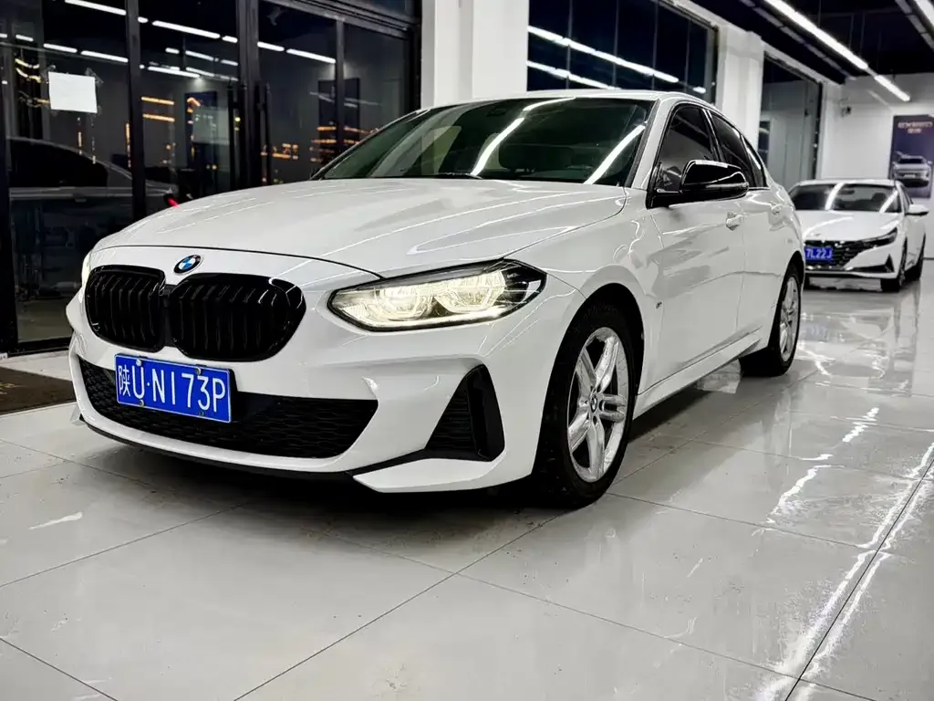 BMW 1 Series — фото 1