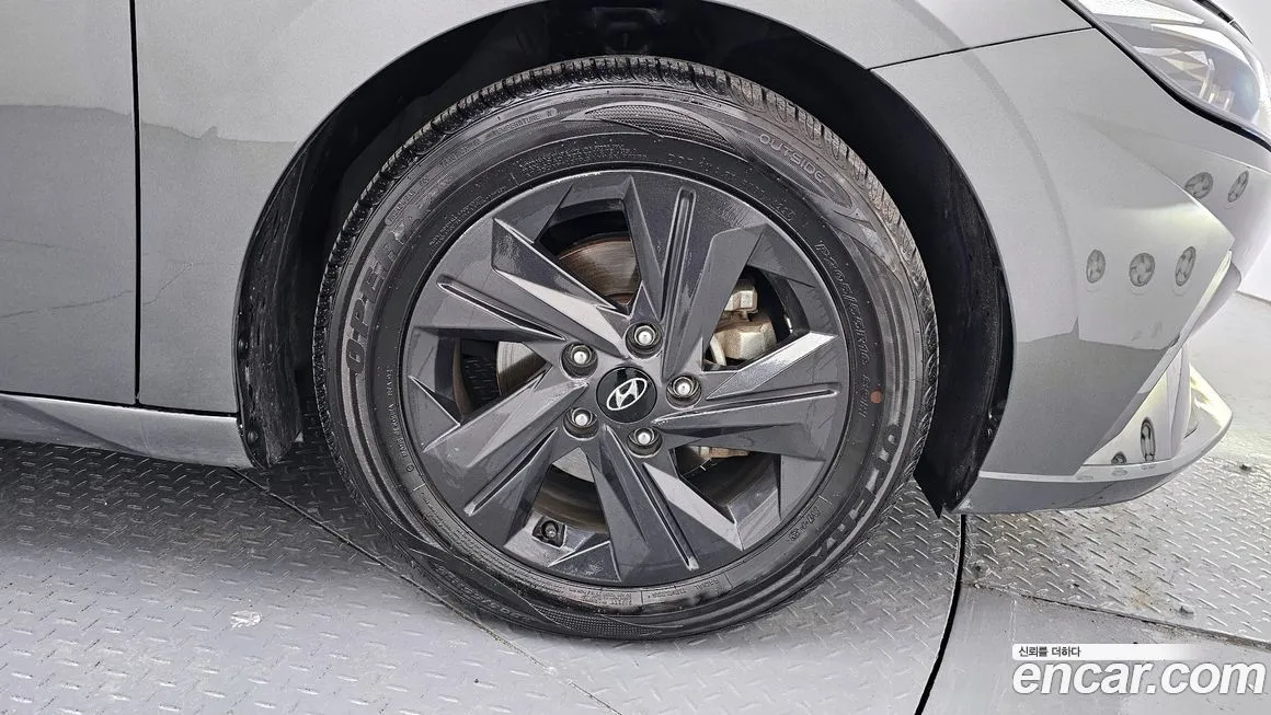 Hyundai AVANTE — фото 9