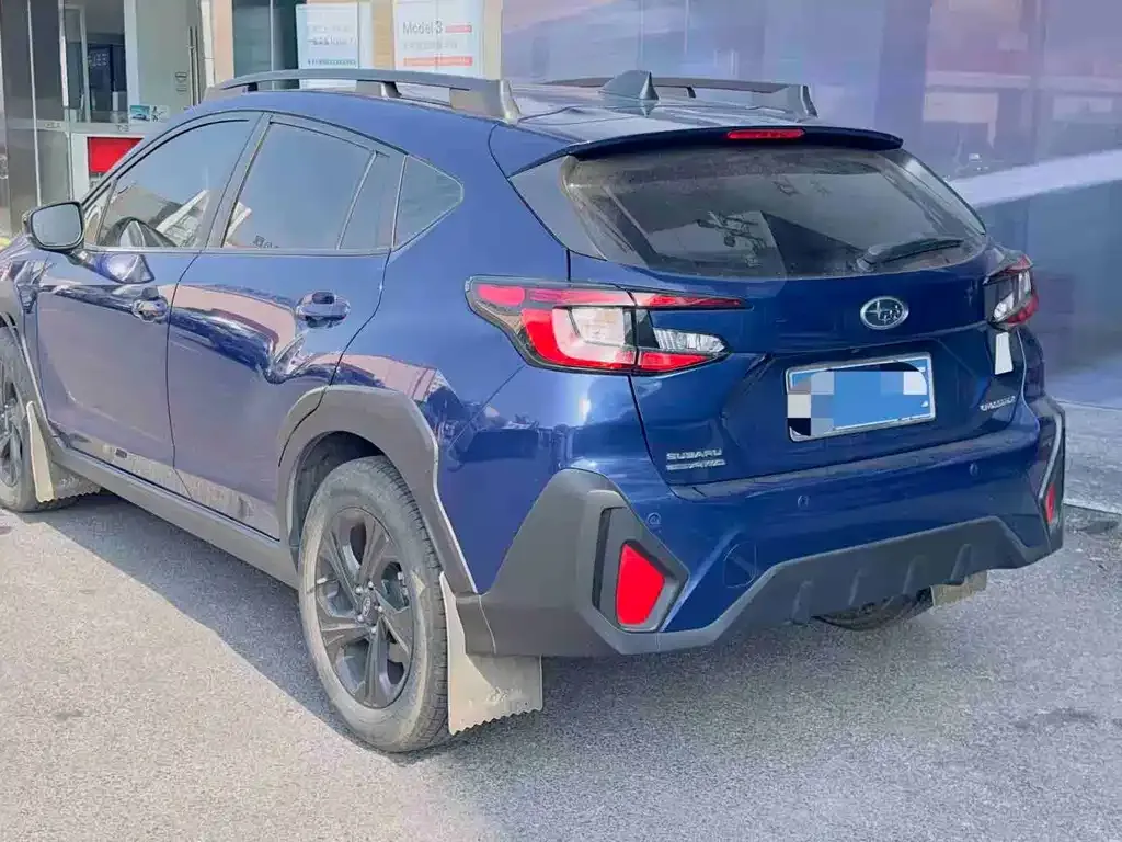 Subaru Crosstrek — фото 9