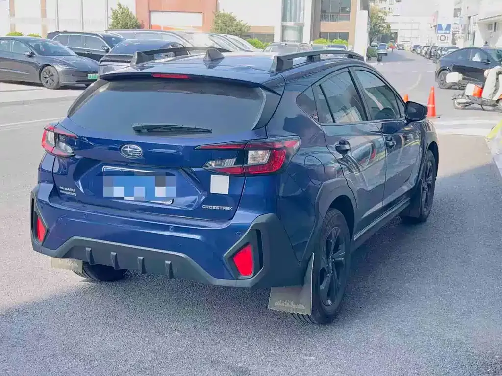 Subaru Crosstrek — фото 8