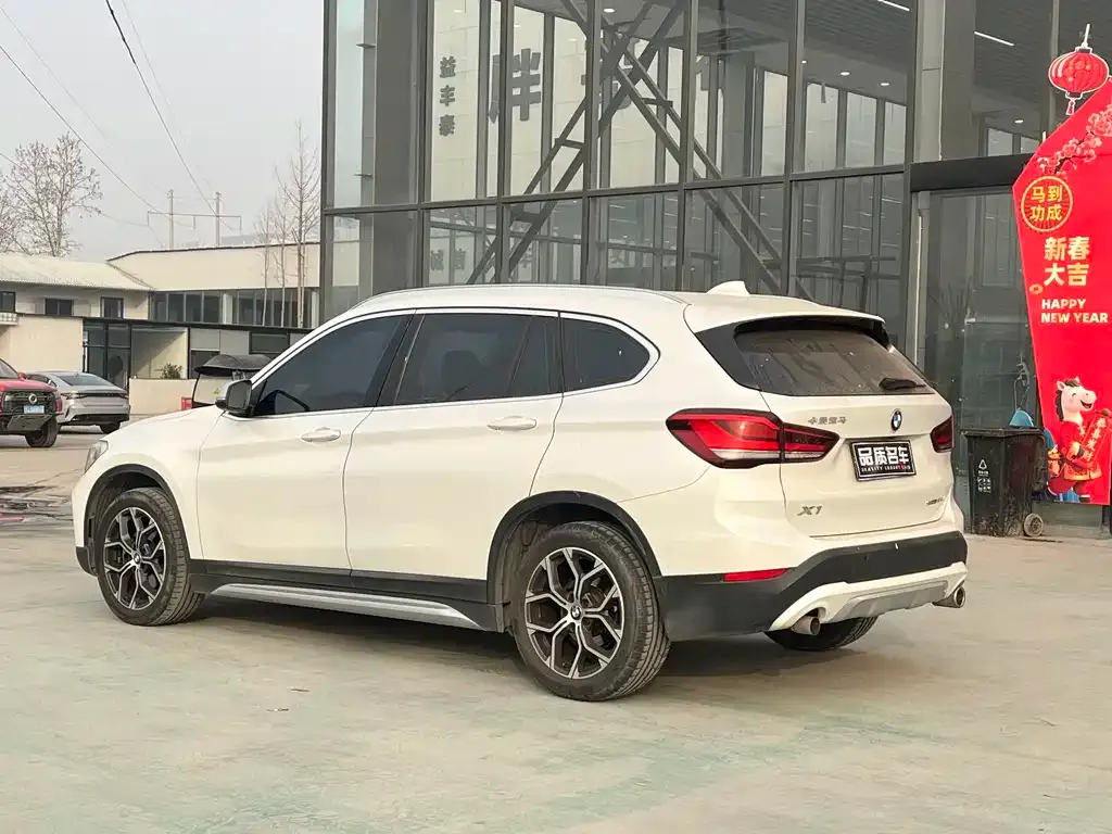BMW X1 — фото 2