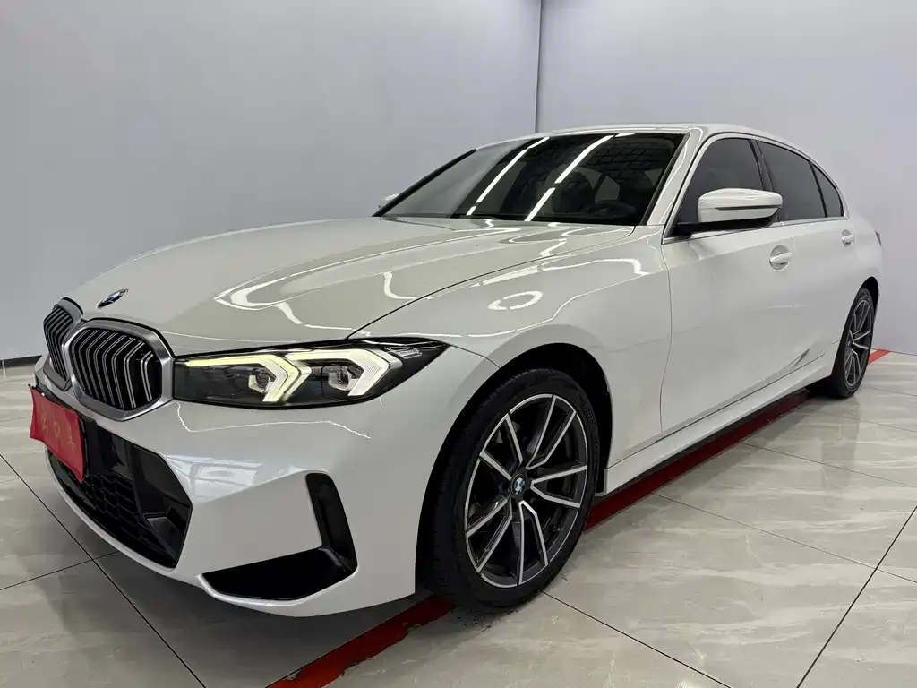 BMW 3 Series — фото 1