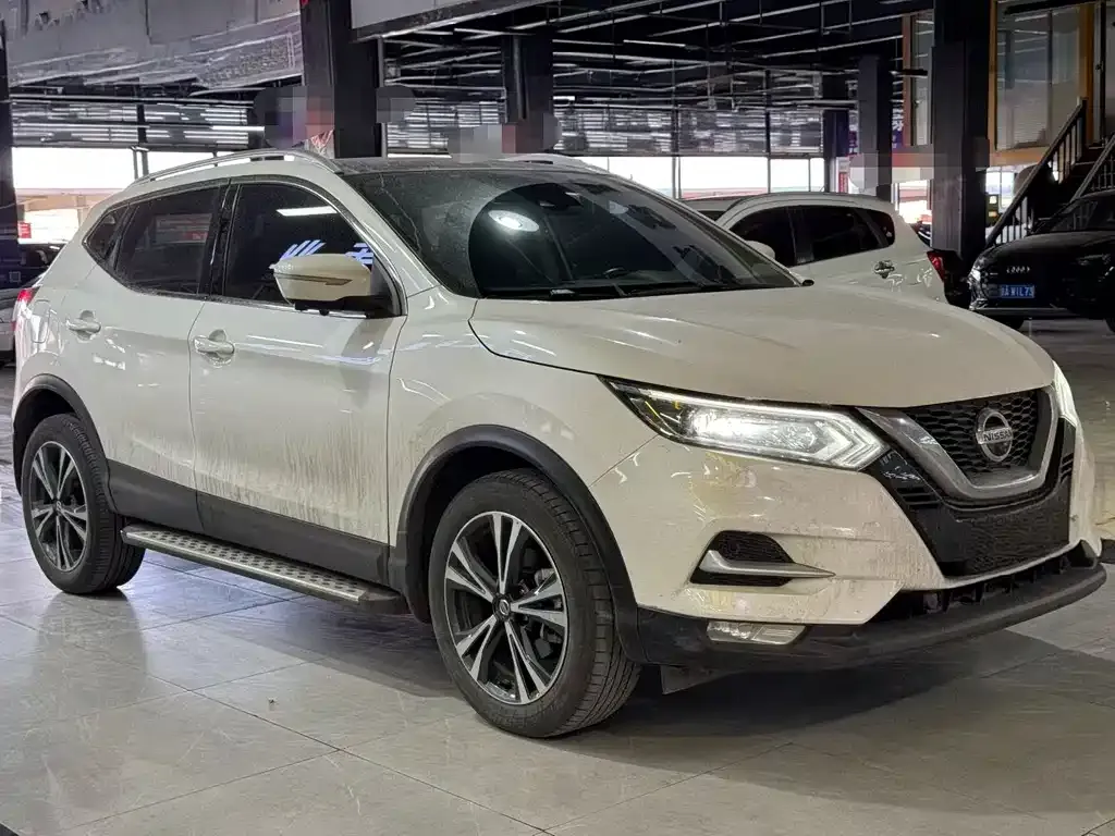 Nissan Qashqai — фото 3