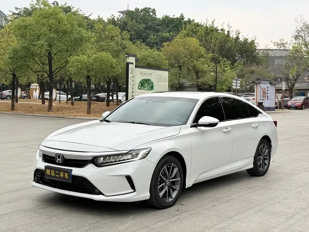 Honda Inspire — фото 1