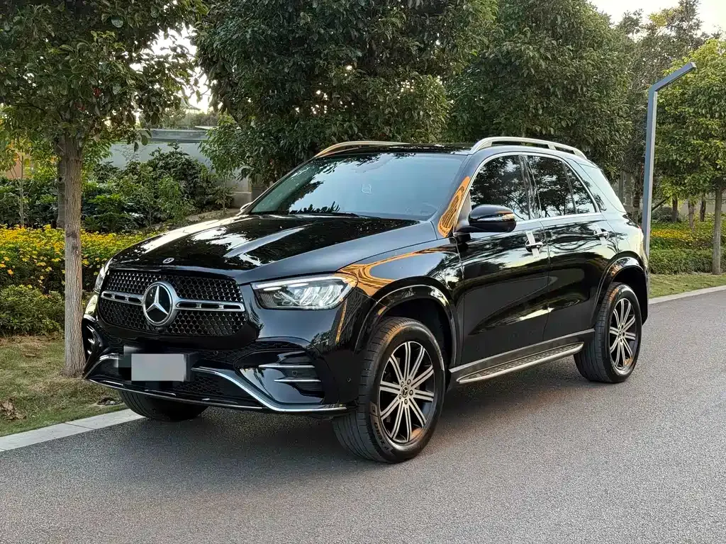 Mercedes-Benz GLE — фото 1