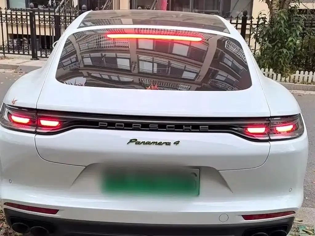 Porsche Panamera Hybrid — фото 8