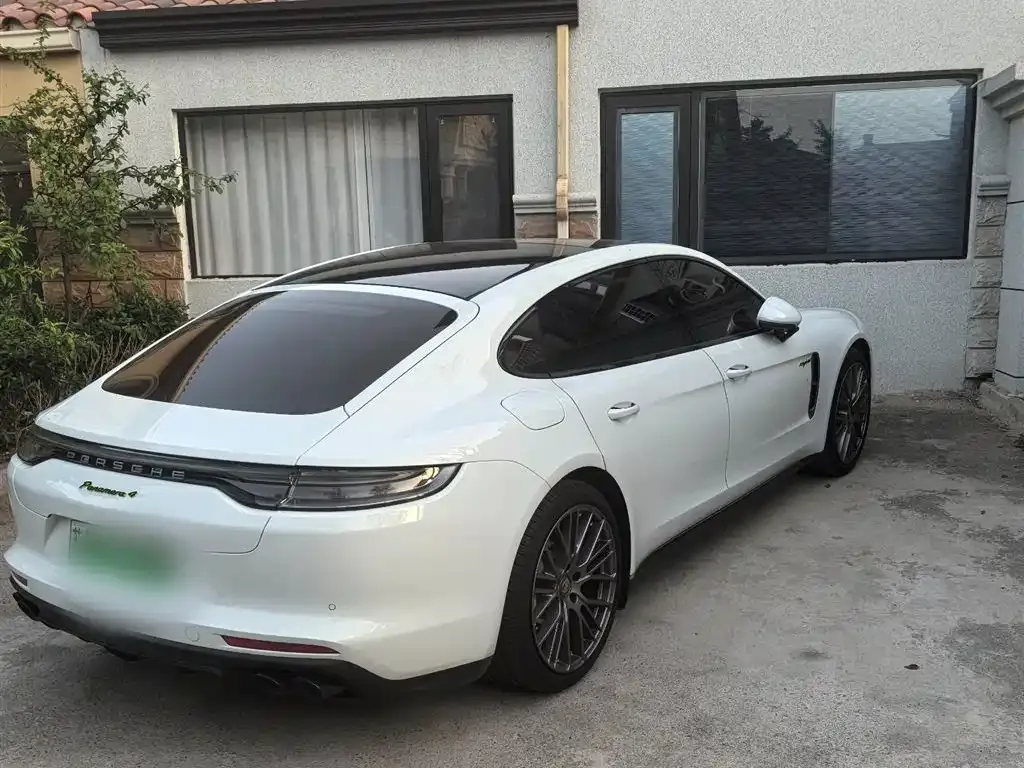 Porsche Panamera Hybrid — фото 3