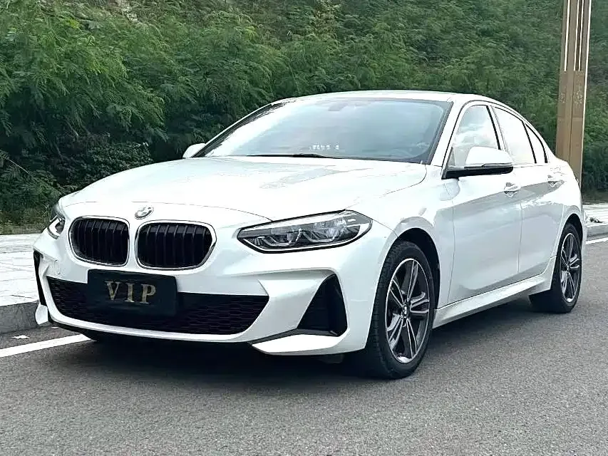 BMW 1 Series — фото 1