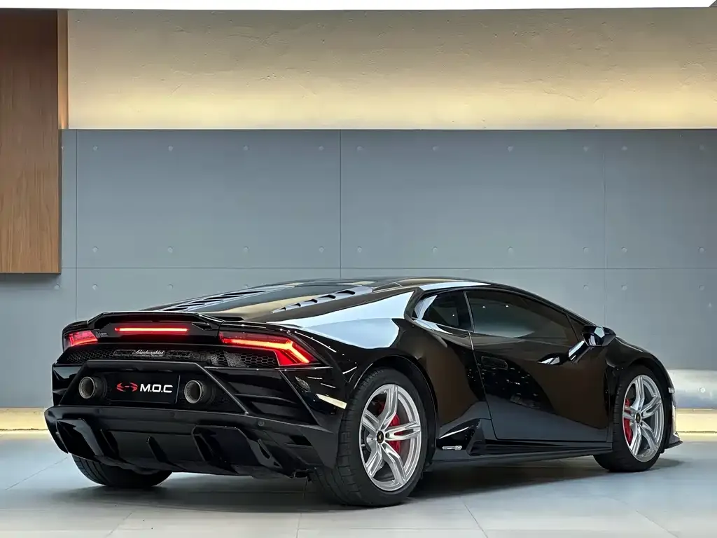 Lamborghini Huracan — фото 5