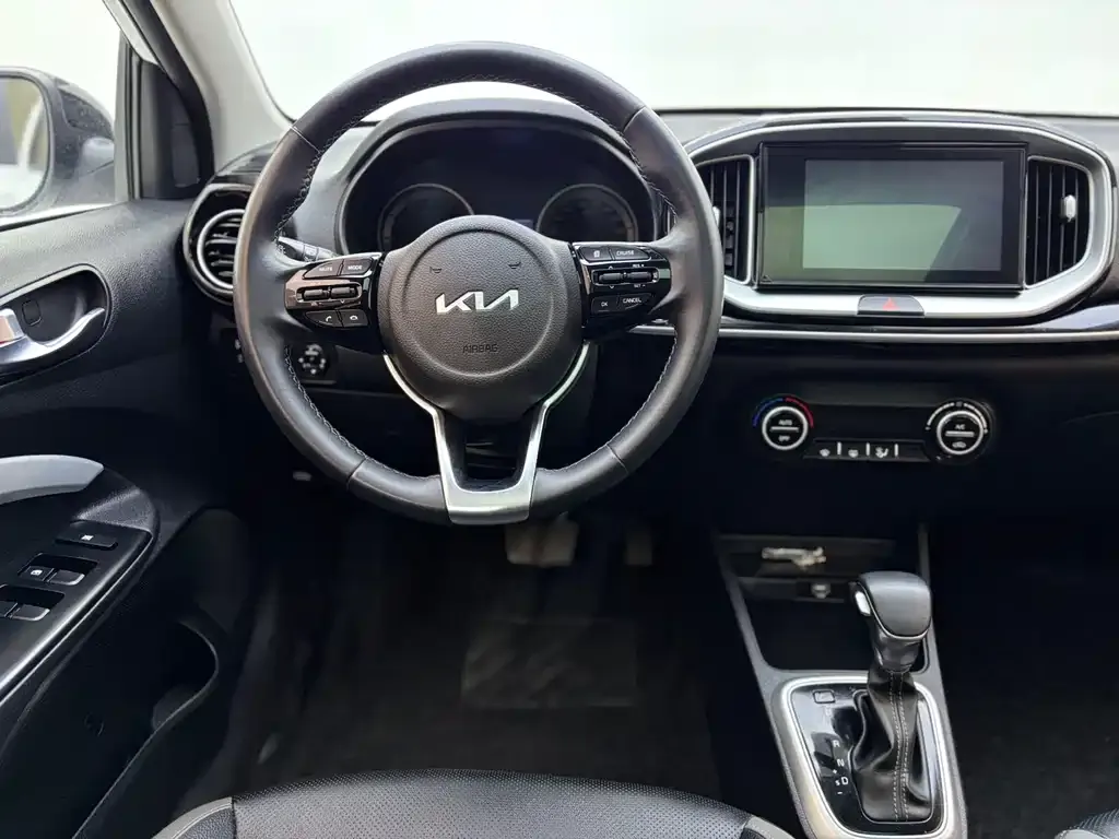 Kia KX1 — фото 8
