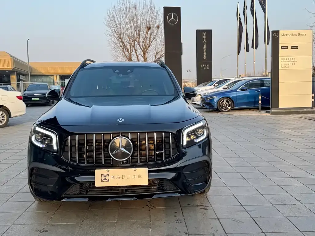 Mercedes-Benz GLB AMG — фото 3